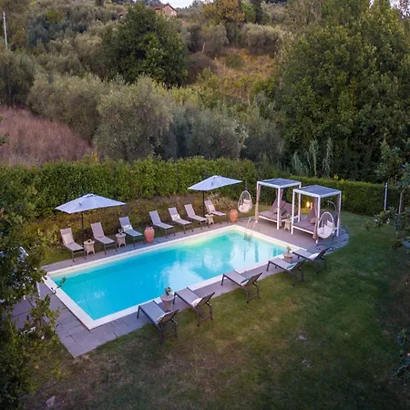 In Tuscany With Stunning Valley Views San Gennaro (Lucca)