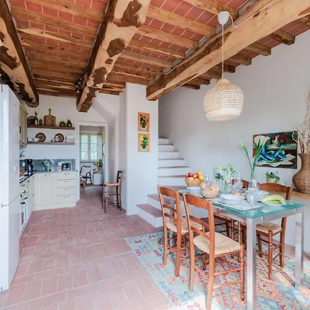 Casa de Férias In Tuscany With Stunning Valley Views San Gennaro (Lucca)