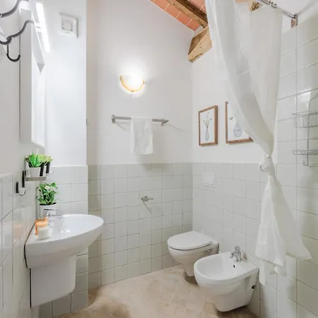 In Tuscany With Stunning Valley Views Casa de Férias *