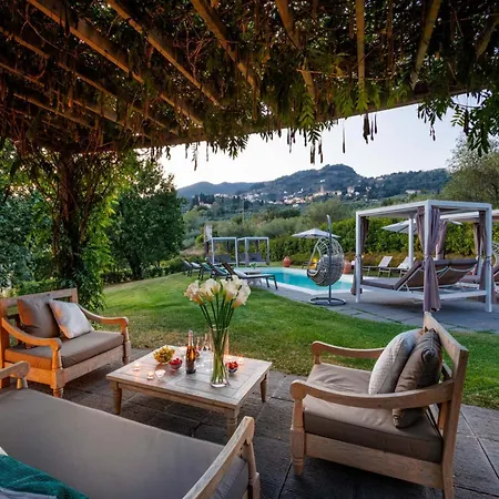 In Tuscany With Stunning Valley Views